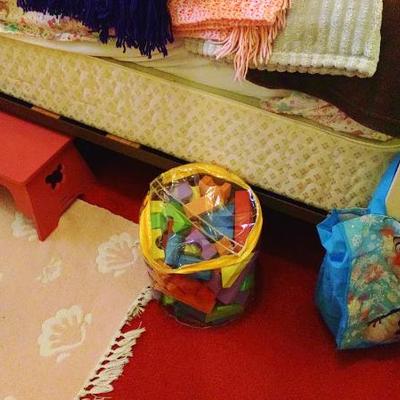 Sale Photo Thumbnail #151