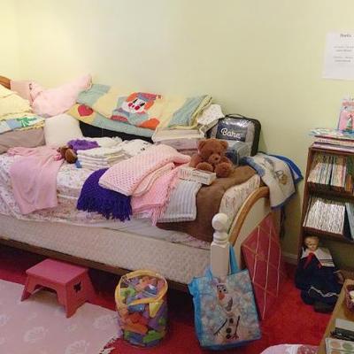 Sale Photo Thumbnail #145