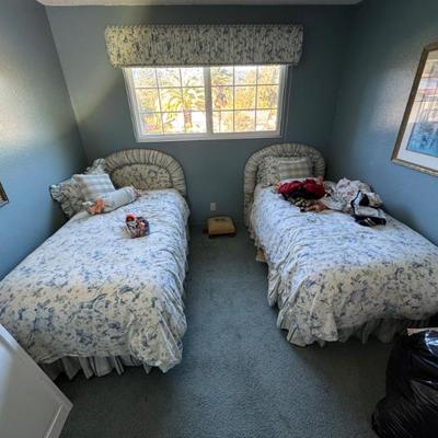 Sale Photo Thumbnail #23