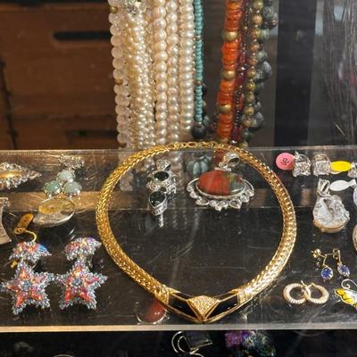 Sale Photo Thumbnail #87: Dior necklace