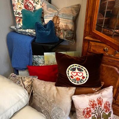 Sale Photo Thumbnail #349