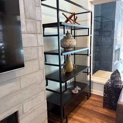 Sale Photo Thumbnail #16