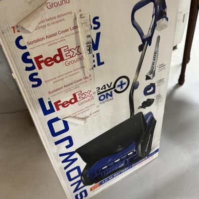 Sale Photo Thumbnail #267: Brand New Snow Joe