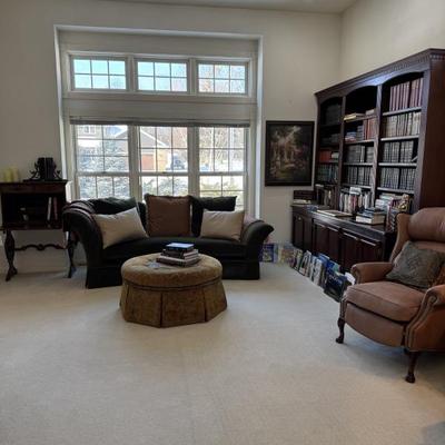 Sale Photo Thumbnail #71: Library