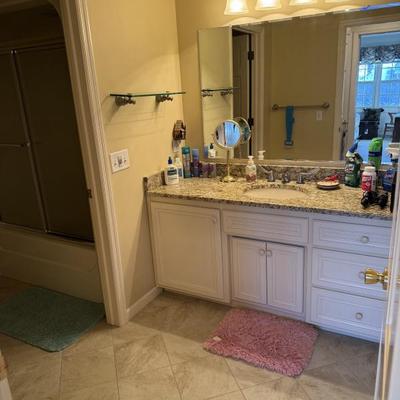 Sale Photo Thumbnail #224