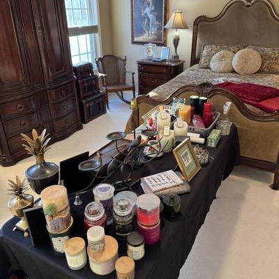 Sale Photo Thumbnail #143: Candles and decor