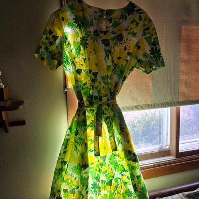 Sale Photo Thumbnail #94: If only my waist were this tiny.. love this!