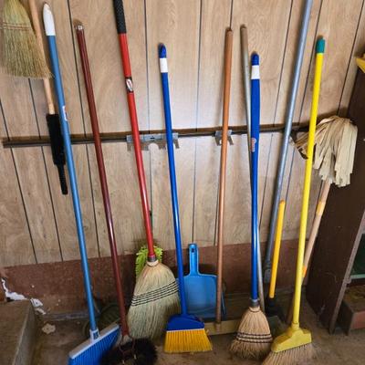 Sale Photo Thumbnail #170