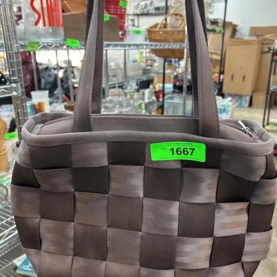 Sale Photo Thumbnail #332