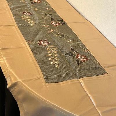 Sale Photo Thumbnail #82: Runner