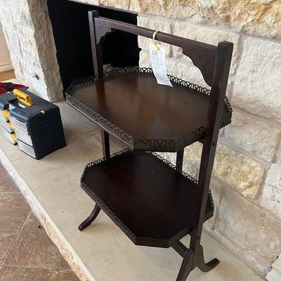 Sale Photo Thumbnail #50: Antique Biscuit table -open