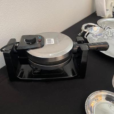 Sale Photo Thumbnail #59: Waffle Maker