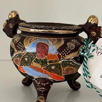 Sale Photo Thumbnail #74: Folk Art Pot
