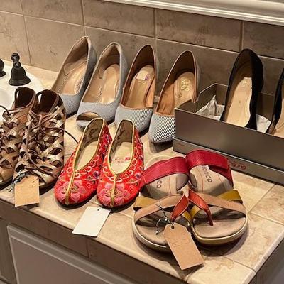 Sale Photo Thumbnail #84: Shoes!