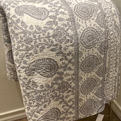 Sale Photo Thumbnail #10: King Coverlet