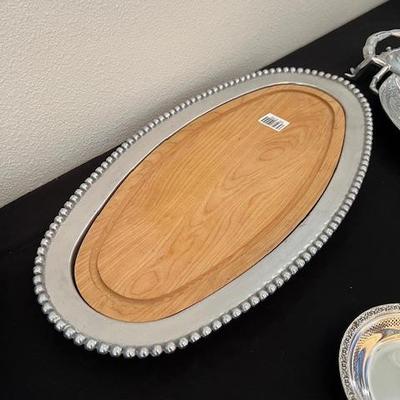 Sale Photo Thumbnail #54: Cutting board/silver plate