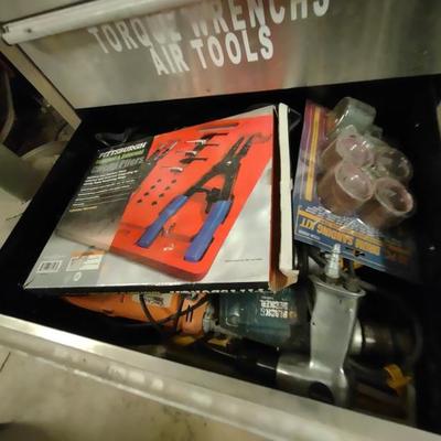 Sale Photo Thumbnail #102