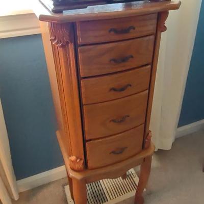 Sale Photo Thumbnail #132