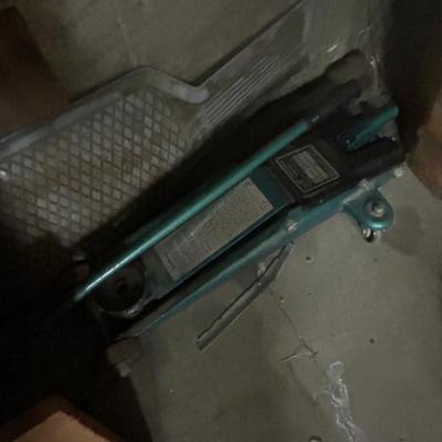 Sale Photo Thumbnail #104