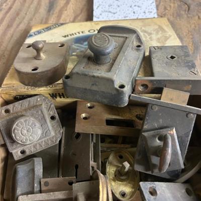 Sale Photo Thumbnail #118