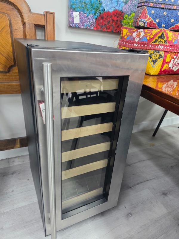 Sale Photo Thumbnail #102