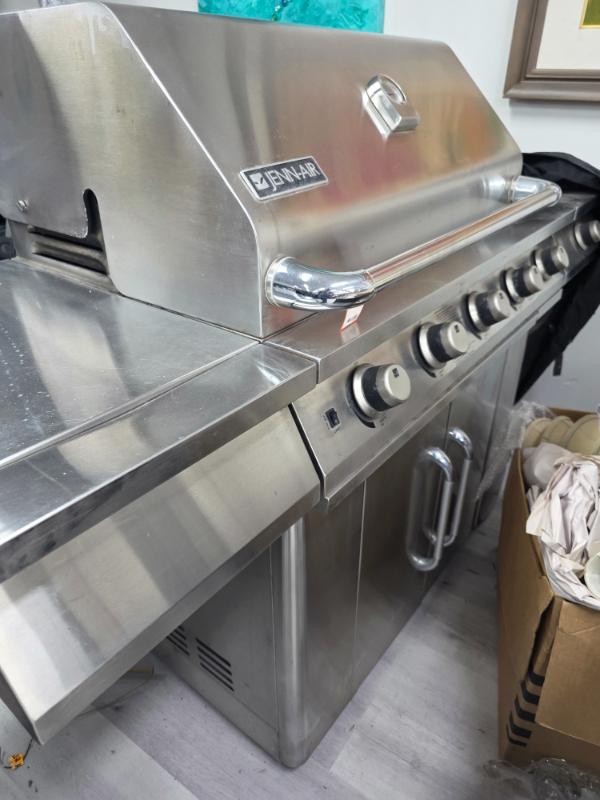 Sale Photo Thumbnail #68