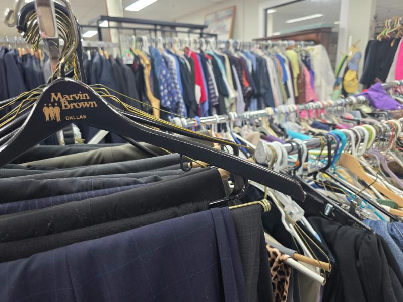 Sale Photo Thumbnail #70