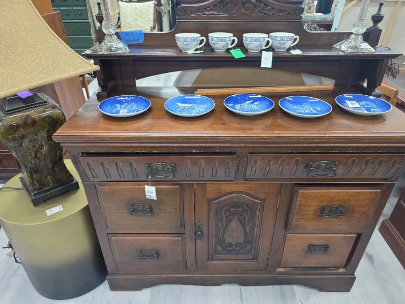 Sale Photo Thumbnail #98