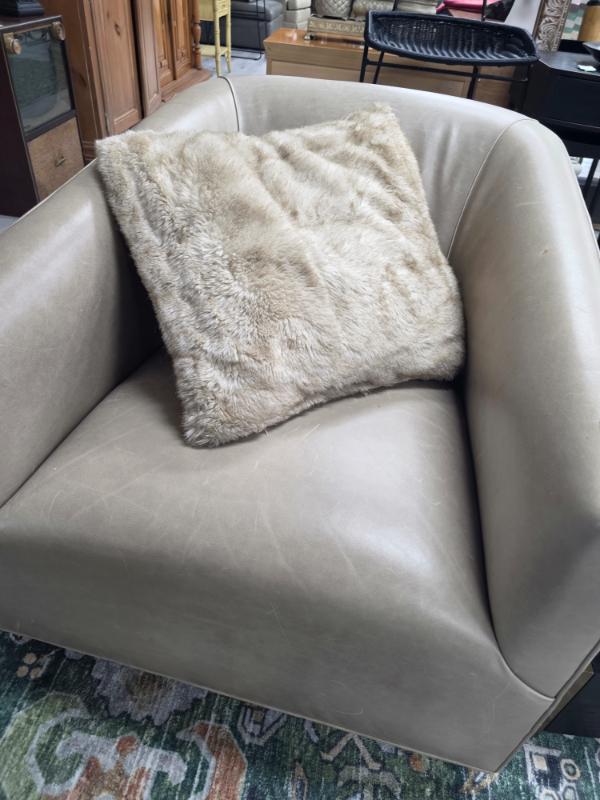 Sale Photo Thumbnail #94