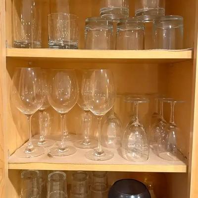 Drinking glasses wine water