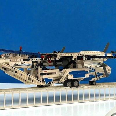 Lego technic 42025 cargo plane manual & box