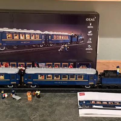 Lego ideas the orient express train 21344) set.