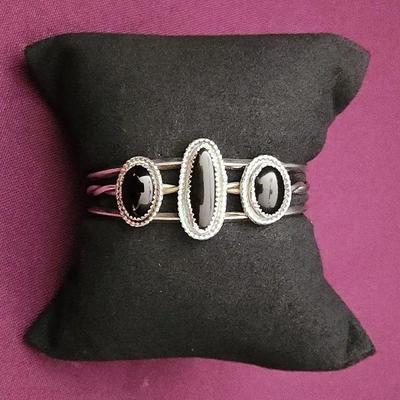 Sale Photo Thumbnail #82