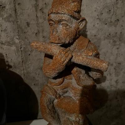 Sale Photo Thumbnail #35: Tribal Art Figure