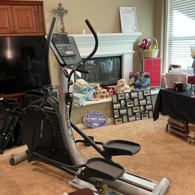 Sale Photo Thumbnail #106