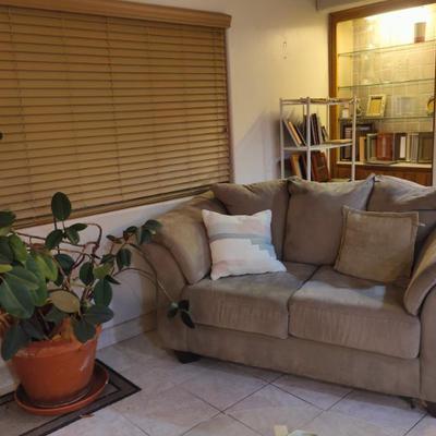 Sale Photo Thumbnail #34