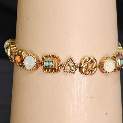 Sale Photo Thumbnail #250