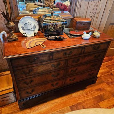 Sale Photo Thumbnail #46