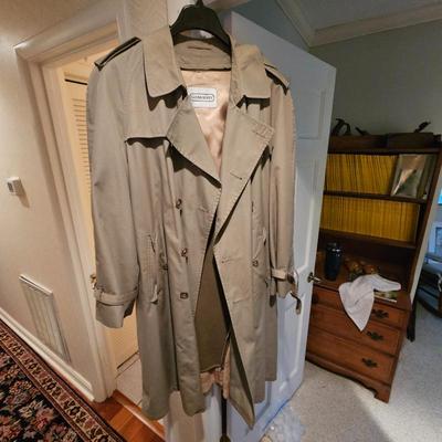 Sale Photo Thumbnail #86: Eagleglenn trench Coat