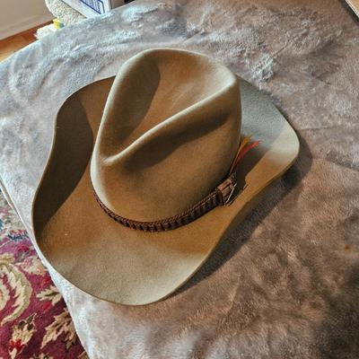 Sale Photo Thumbnail #93: Stetson 3x Beaver Felt Cowboy Hat