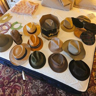 Sale Photo Thumbnail #108: Various Vintage Hats