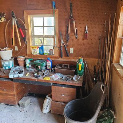 Various garden tools