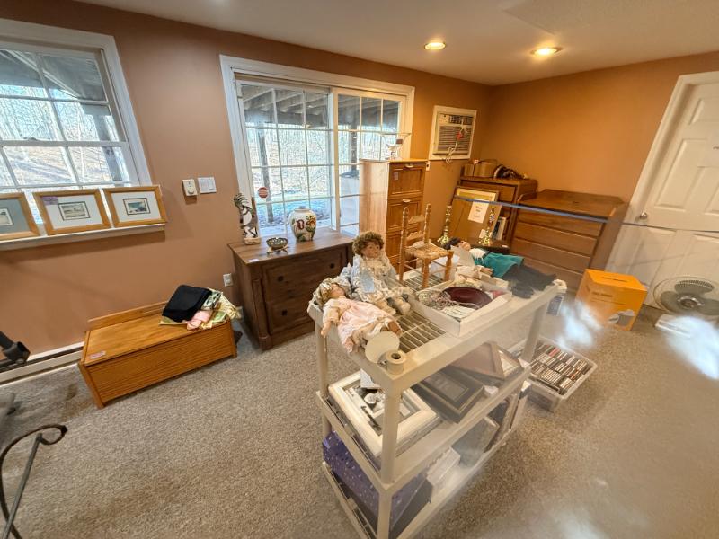 Sale Photo Thumbnail #22