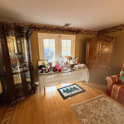 Sale Photo Thumbnail #3