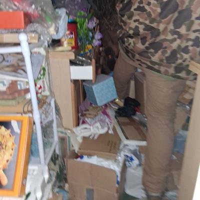 Sale Photo Thumbnail #32