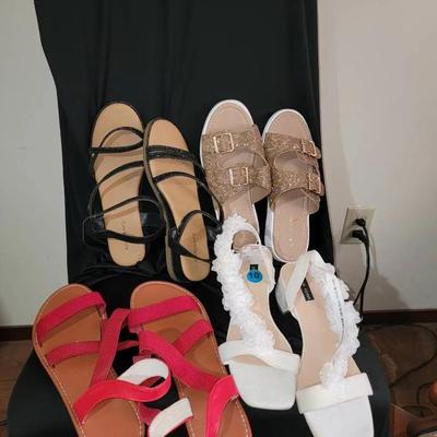 8 Comfy Sandals 