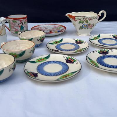 Tea Cups, Saucers & Pitchers from Japan