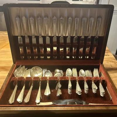 Sterling Silver Flatware , total 92oz / 2608 gram