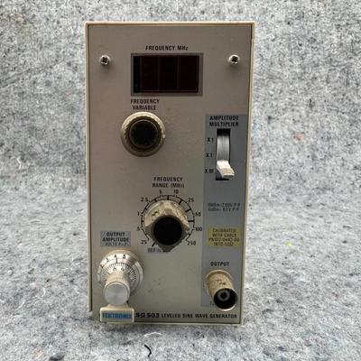 Tektronix SG503 | Leveled Sine Wave Generator | TM500 Series Test Equipment