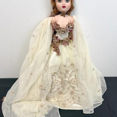 MADAME ALEXANDER "RENAISSANCE GARDEN CISSY" DOLL 33200 21"RARE